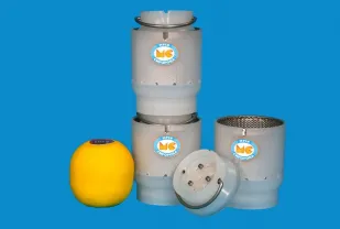 Форма с сеткой для сыра шар весом до 0.5 кг типа Эдам