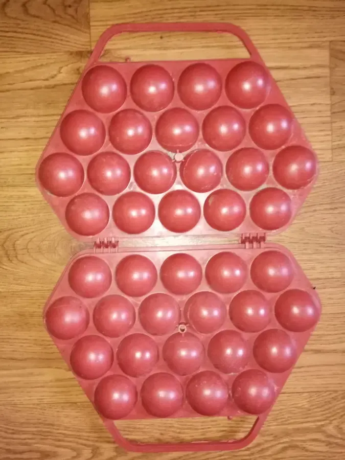 Продам лоток переносной для яиц 20шт хорошее состояние 3