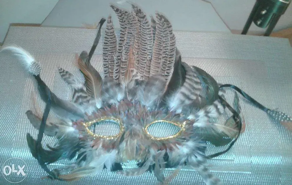 Набор из 5 карнавальных масок. 4