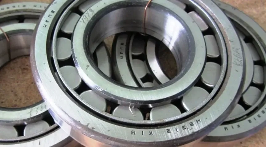 Подшипники  роликовые конические  7512 -  ( 32212 ) 10