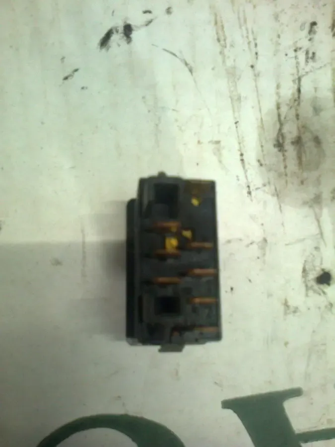 Кнопка аварийки Форд 82FG13A350AA 3