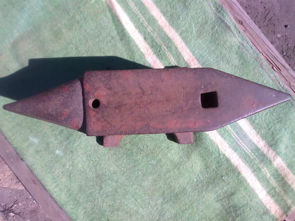 Наковальня 50 кг. пр-ва СССР. 2