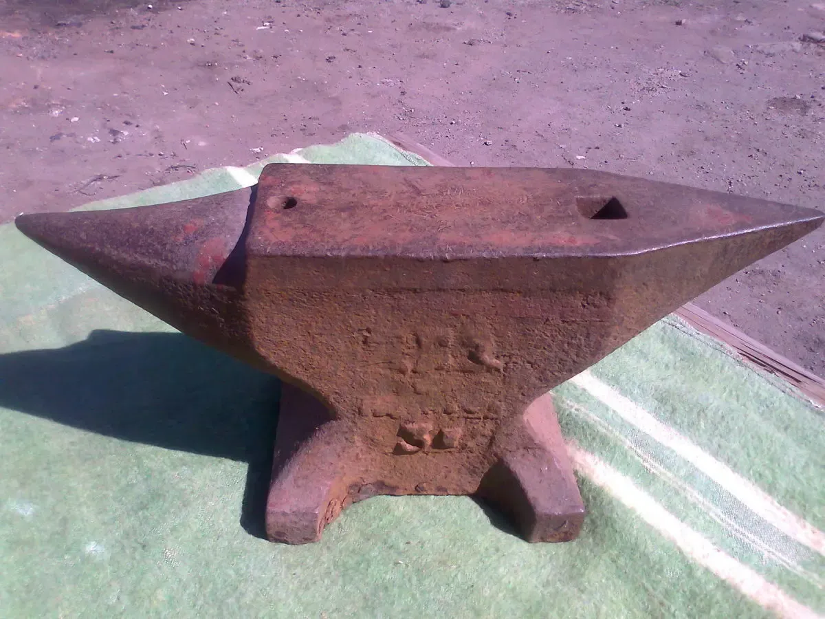 Наковальня 50 кг. пр-ва СССР. 5