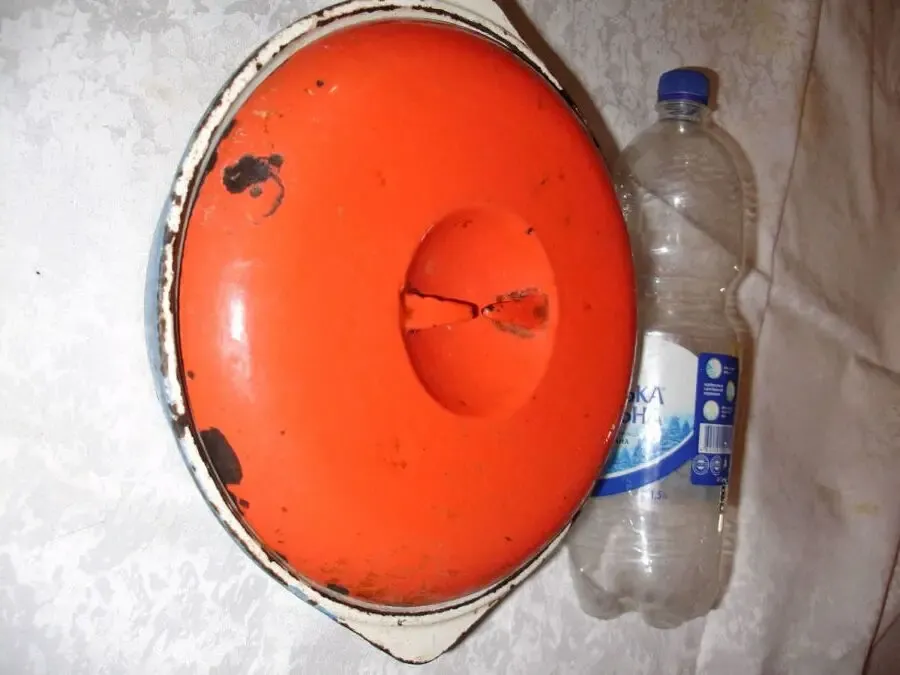 КАСТРЮЛЯ/каструля ЧАВУННА з кришкою, для тушіння, містка. РАРИТЕТ. 6