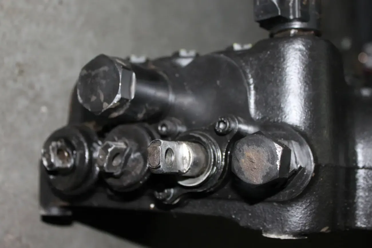 Гидрораспределитель передней стрелы Husco G20G201 25/221128 (25221128) 4