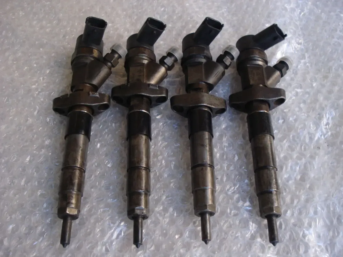 Форсунка 1.9 2.0 2.5 на Renault Trafic Opel Vivaro Трафик Форсунки 3