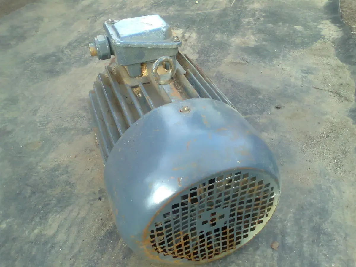 Эл.двигатель 2,2КВт 940 об./мин. пр-ва СССР. 3