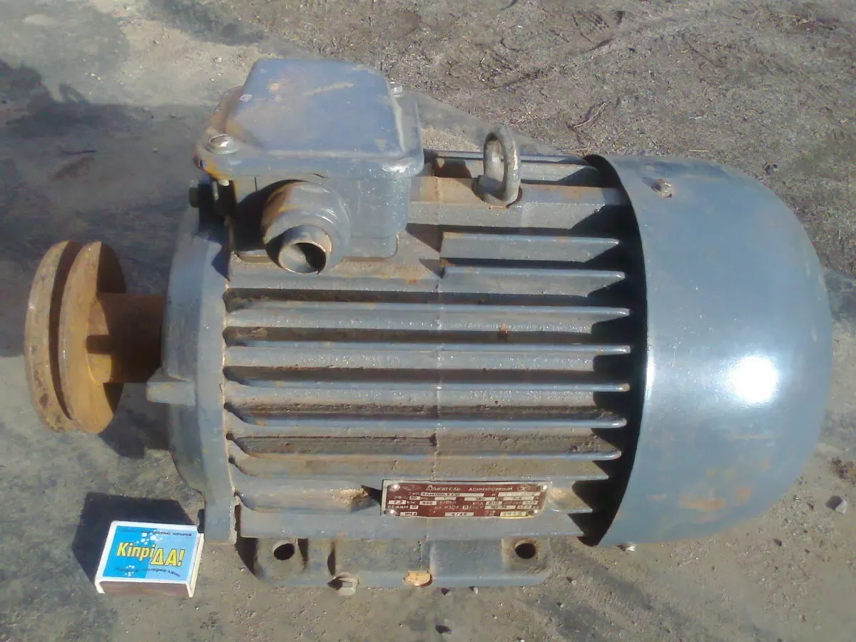 Эл.двигатель 2,2КВт 940 об./мин. пр-ва СССР. 2