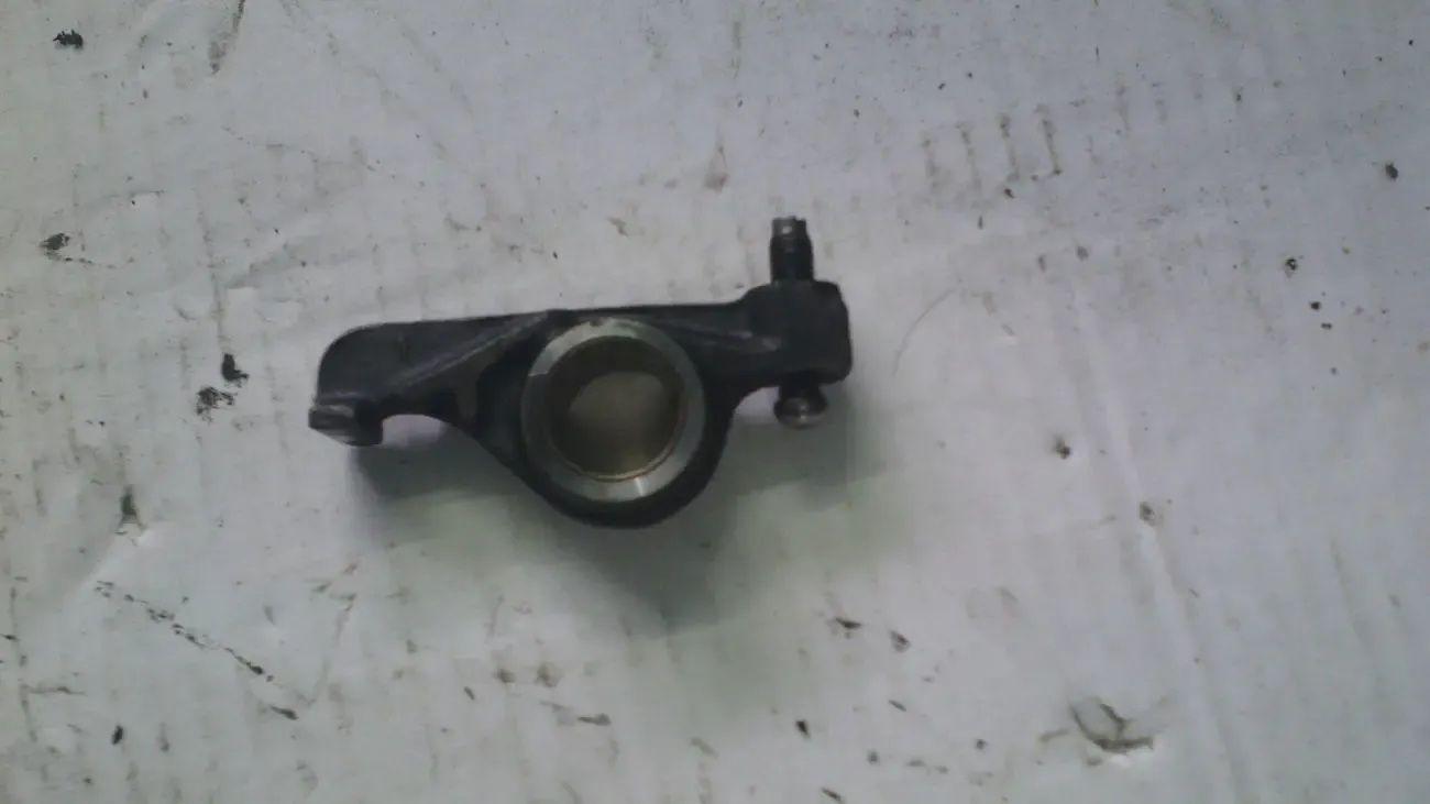 6182694 Коромысло рокер клапана Форд 2.3Д-2.5ТД