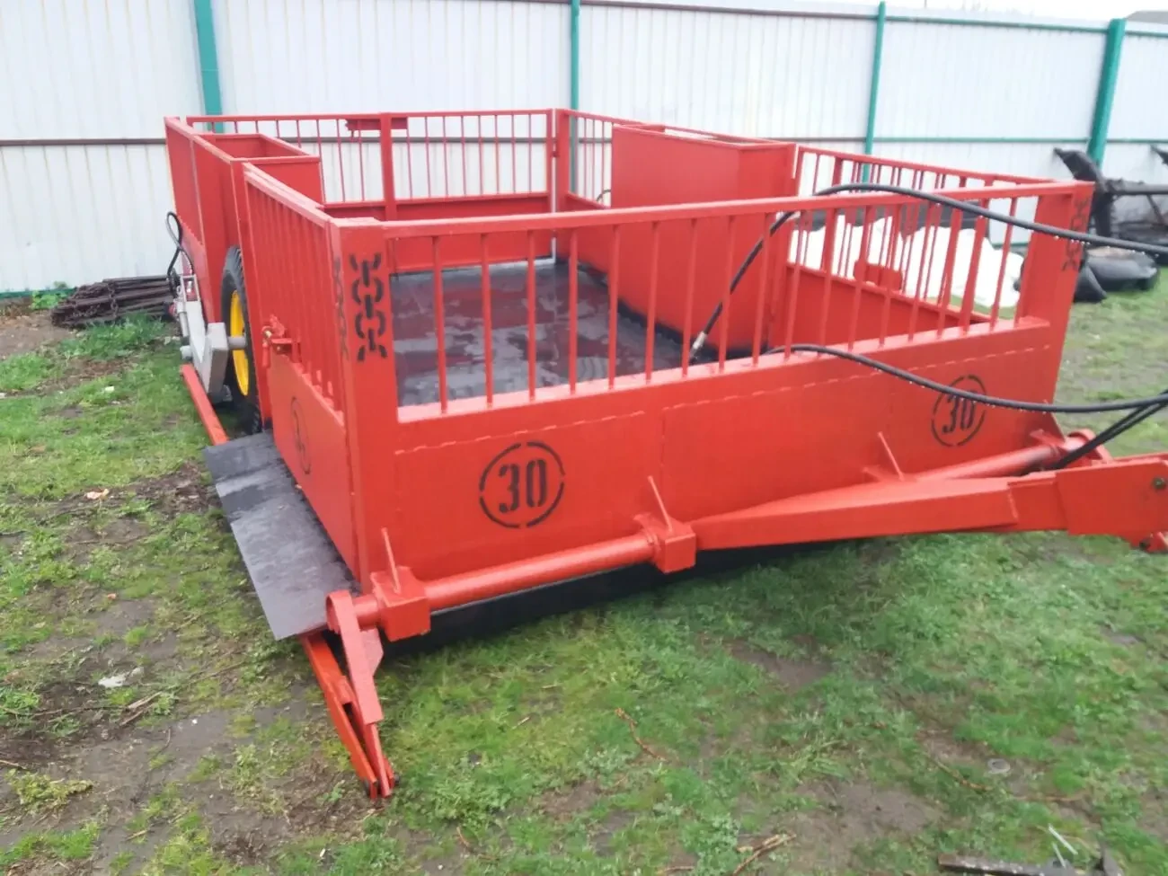 Трап тележка тт- 1с  для перевозки свиней и крс 7