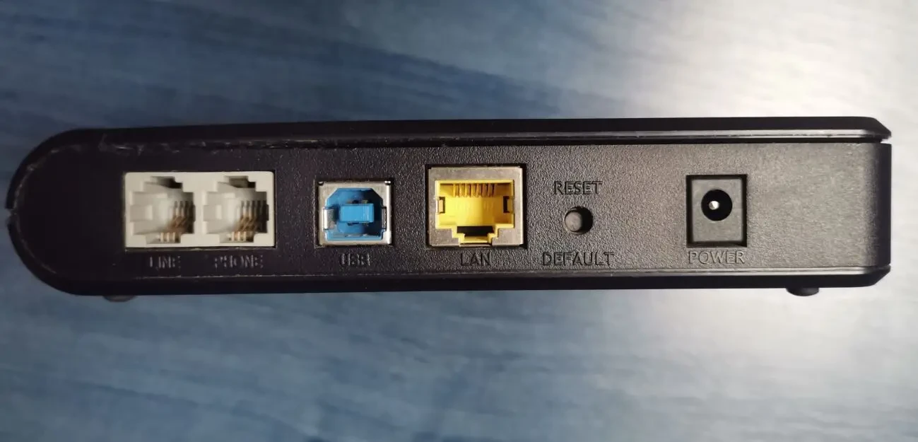 Модем (ADSL - маршрутизатор) ZHONE 6211-I3-302. CPE Router. Глючний! 4