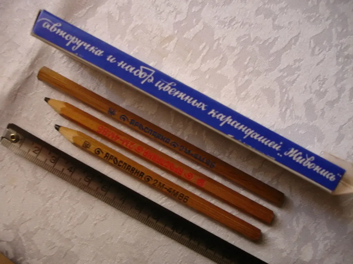 НАБОР/набір олівців кольорових ЯРОСЛАВНА, 3 шт. ; 1986 р.в.; раритет 4