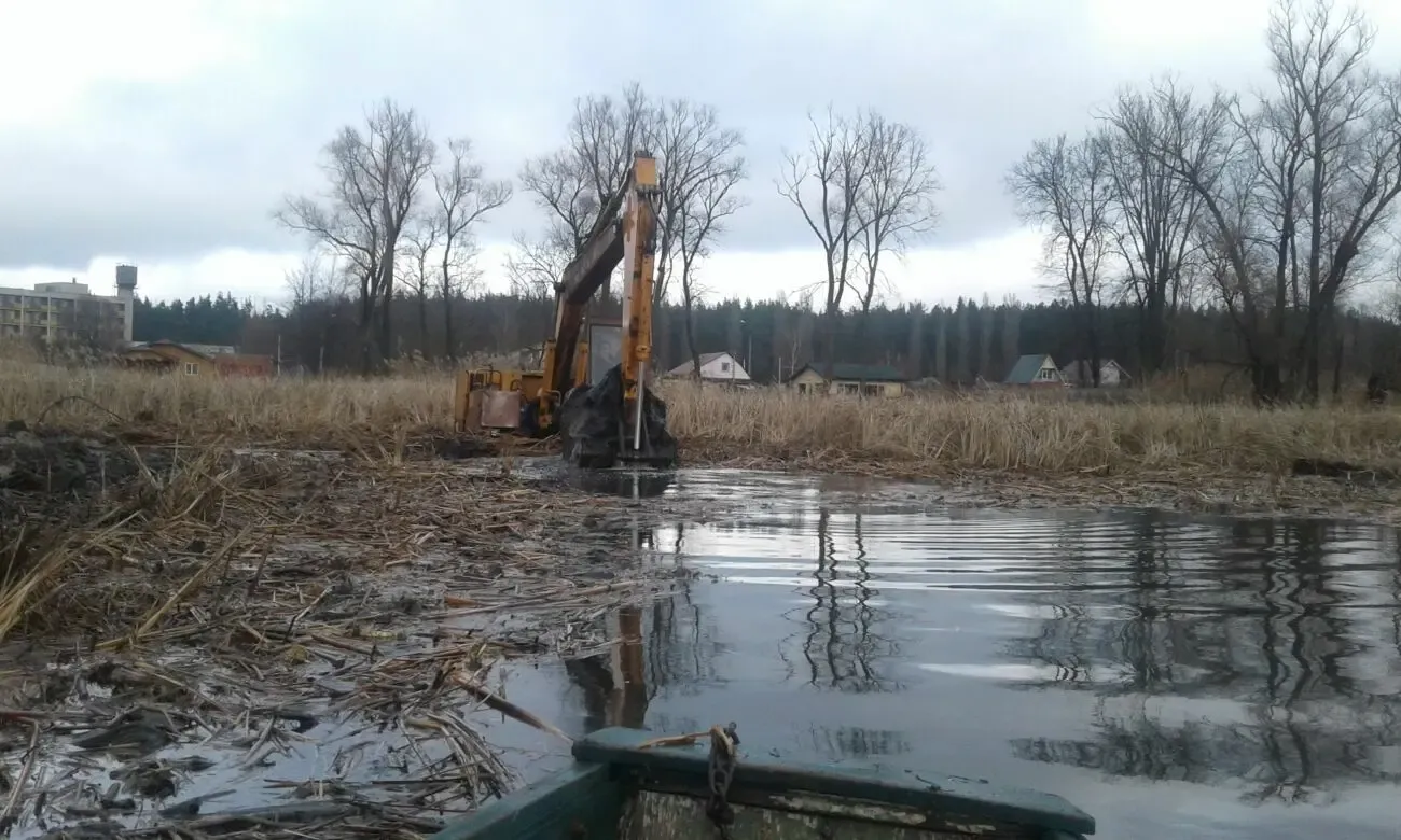 Услуги болотного экскаватора 3