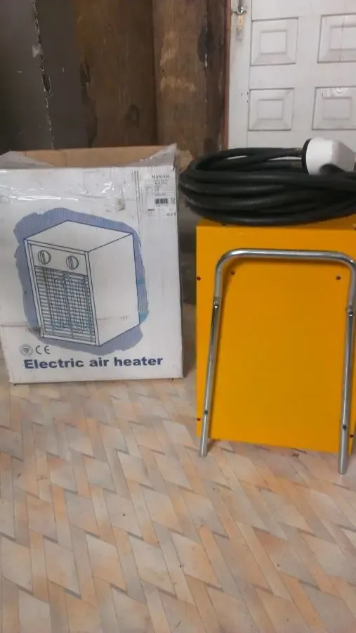 Електричний нагрівач MASTER B 15 EPA 4