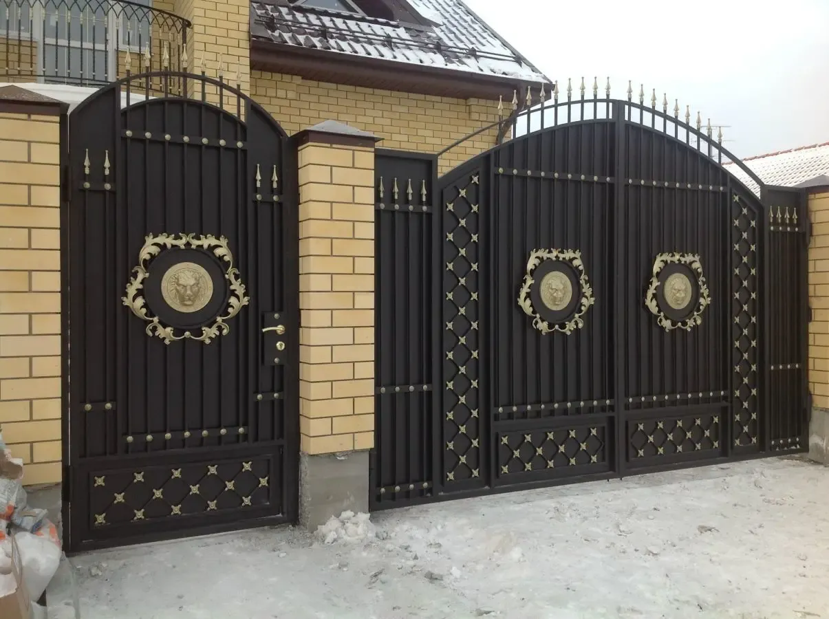 Ковані ворота, паркани, решітки. 8
