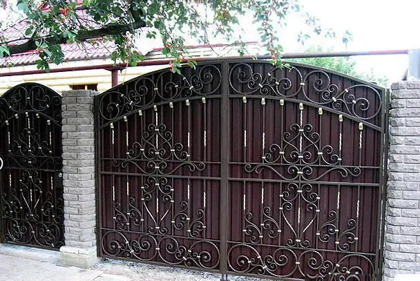 Ковані ворота, паркани, решітки. 2