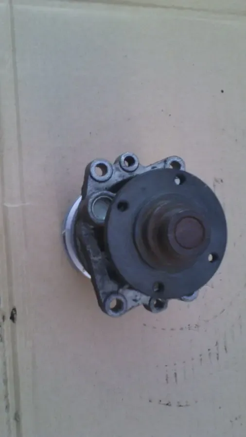 11517527799 Помпа системы охлаждения BMW M50B20i 2