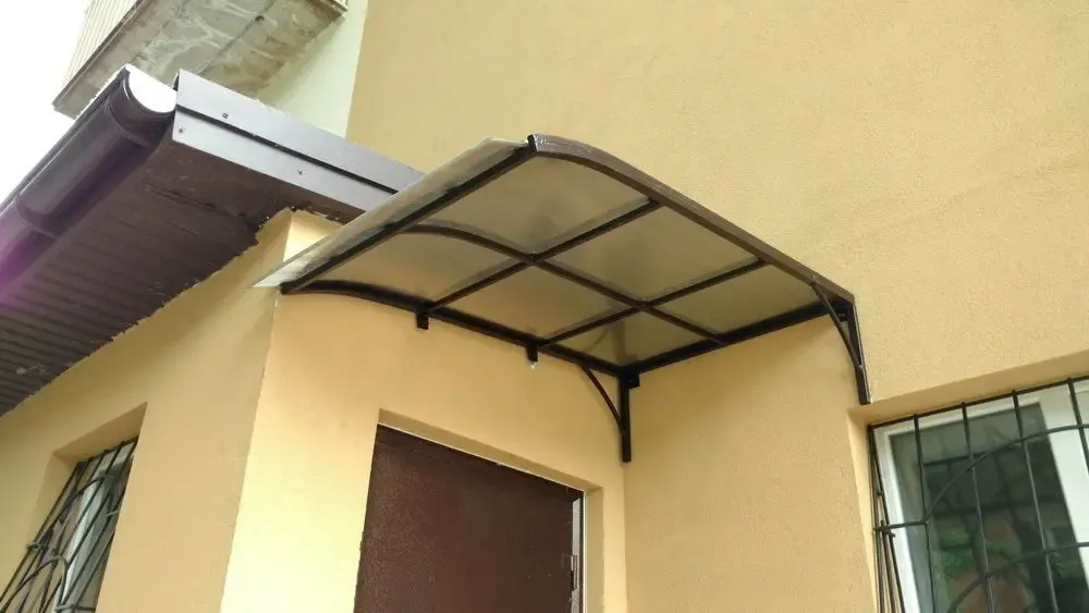 Козырек, навес. 