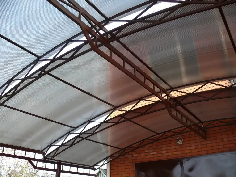 Навес из поликарбоната. 