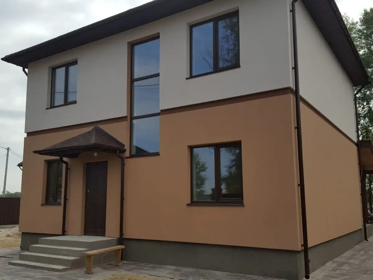 Продам 2 эт. дом 150 кв.м. в с.Осещина, 1 линия затоки р.Десна, свой п