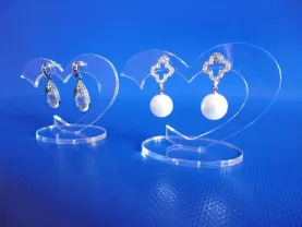 Подставка для серёжек " Сердце". VITRINAinside.