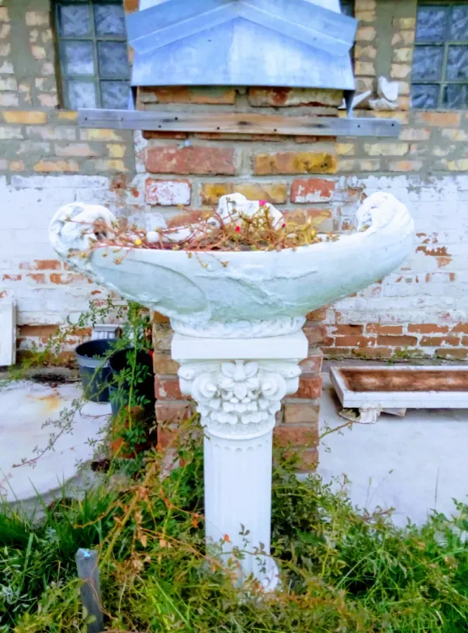 Вазон ладья садовый