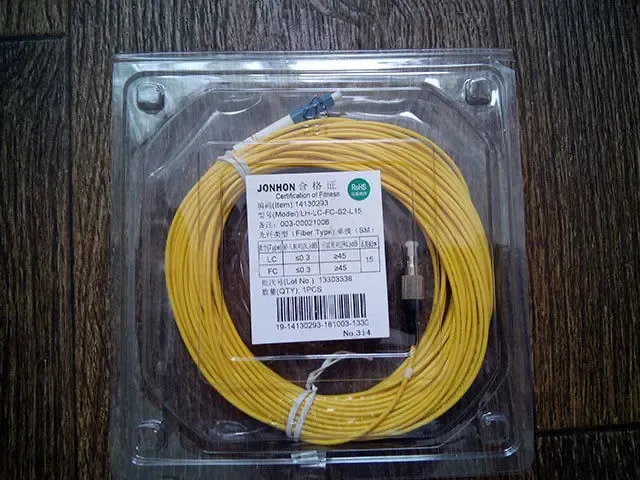 Оптический патч корд 4