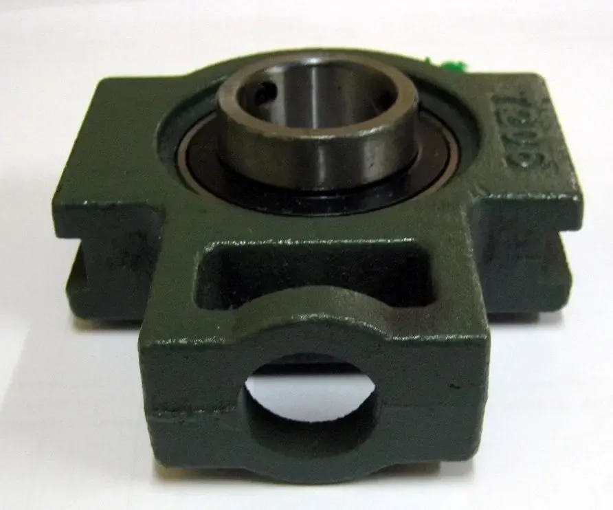 UCT206  Подшипник  в корпусе под  вал 30 мм