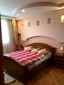 Сдам 1-комнатную на Спасской посуточно и почасово