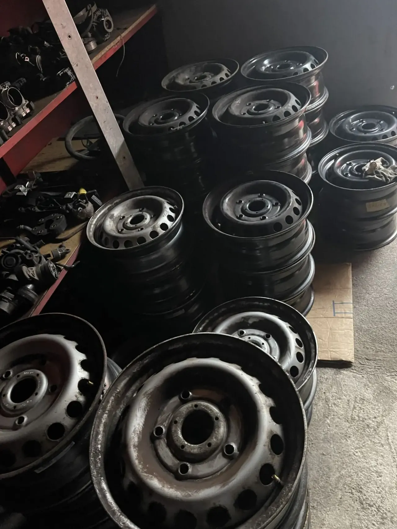 Диски R-16 форд транзит  на двухкатковый  мост спарку 9