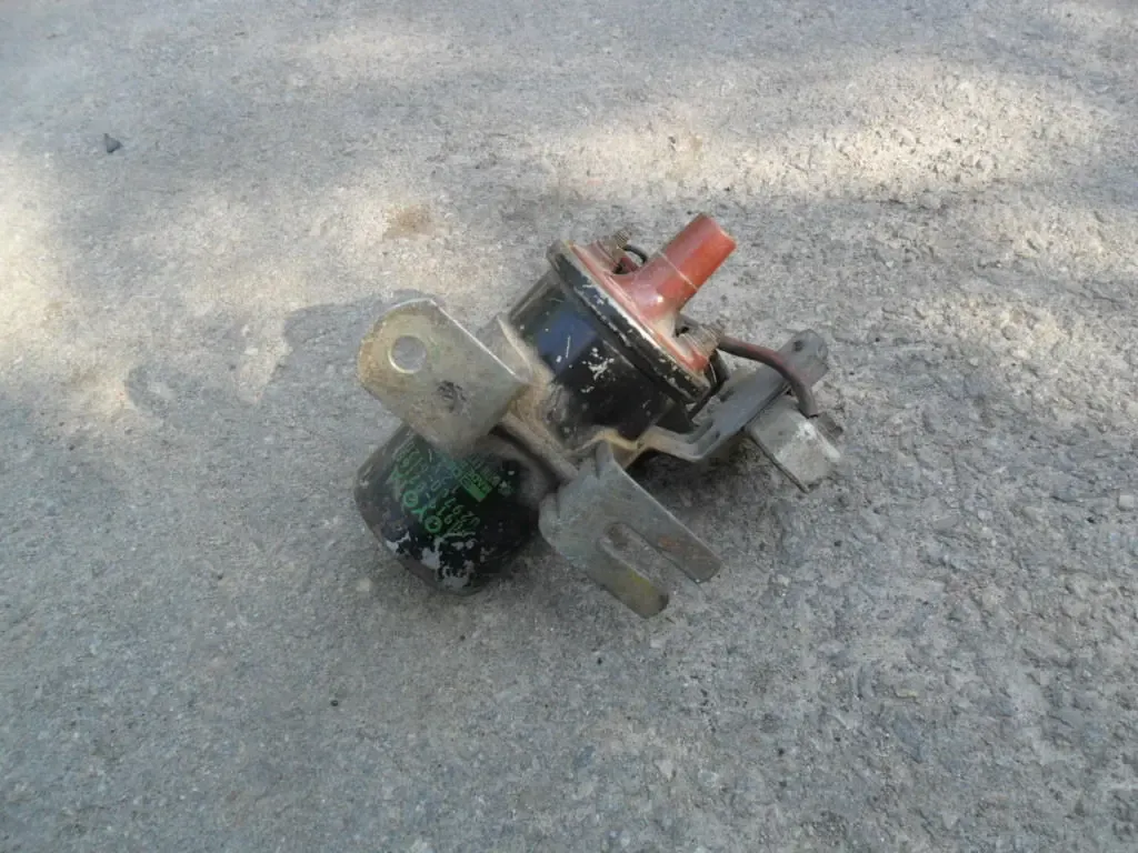 Катушка зажигания Тойота Старлет, Toyota 90919-02165 DENSO 029700-6120 7