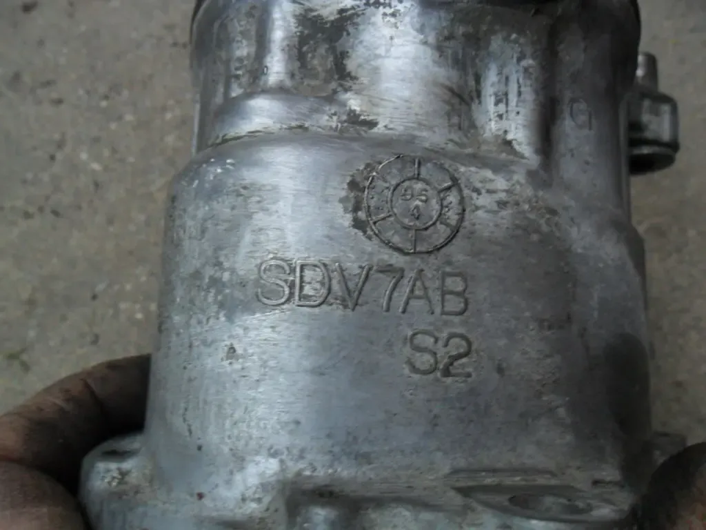 Компрессор кондиционера Сеат, Фольксваген 1H0820803D, оригинал, Толедо 7