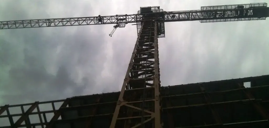 Продаем башенный кран Q6036 (QTZ-250), 12 тонн, 2008 г.в. 2