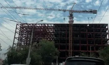 Продаем башенный кран Q6036 (QTZ-250), 12 тонн, 2008 г.в.