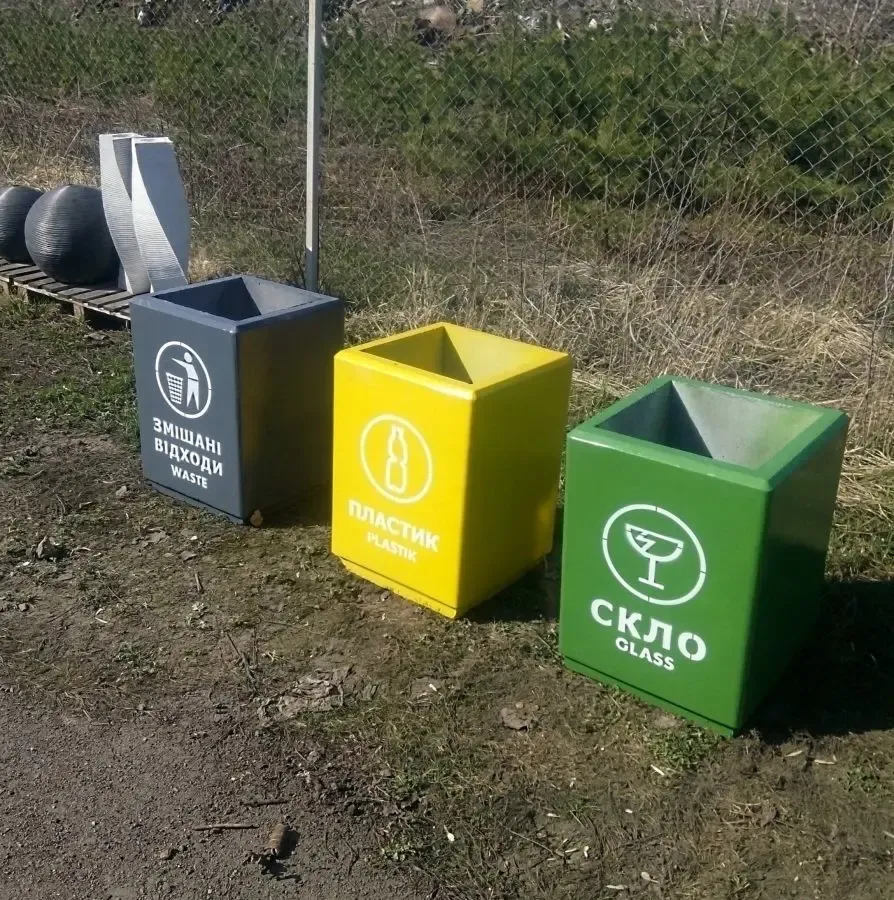 Урна квадратная бетонная 5