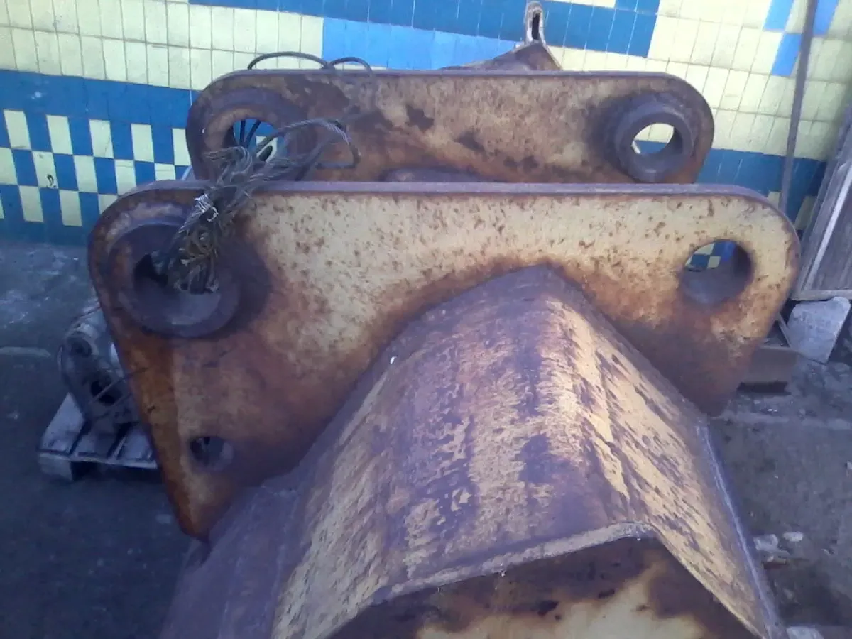 Ковш 1 м3. на экскаватор эо-4121, эо-4124. 9