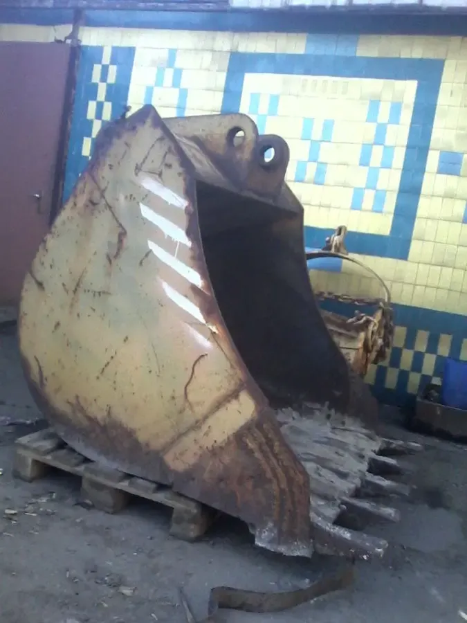 Ковш 1 м3. на экскаватор эо-4121, эо-4124. 3