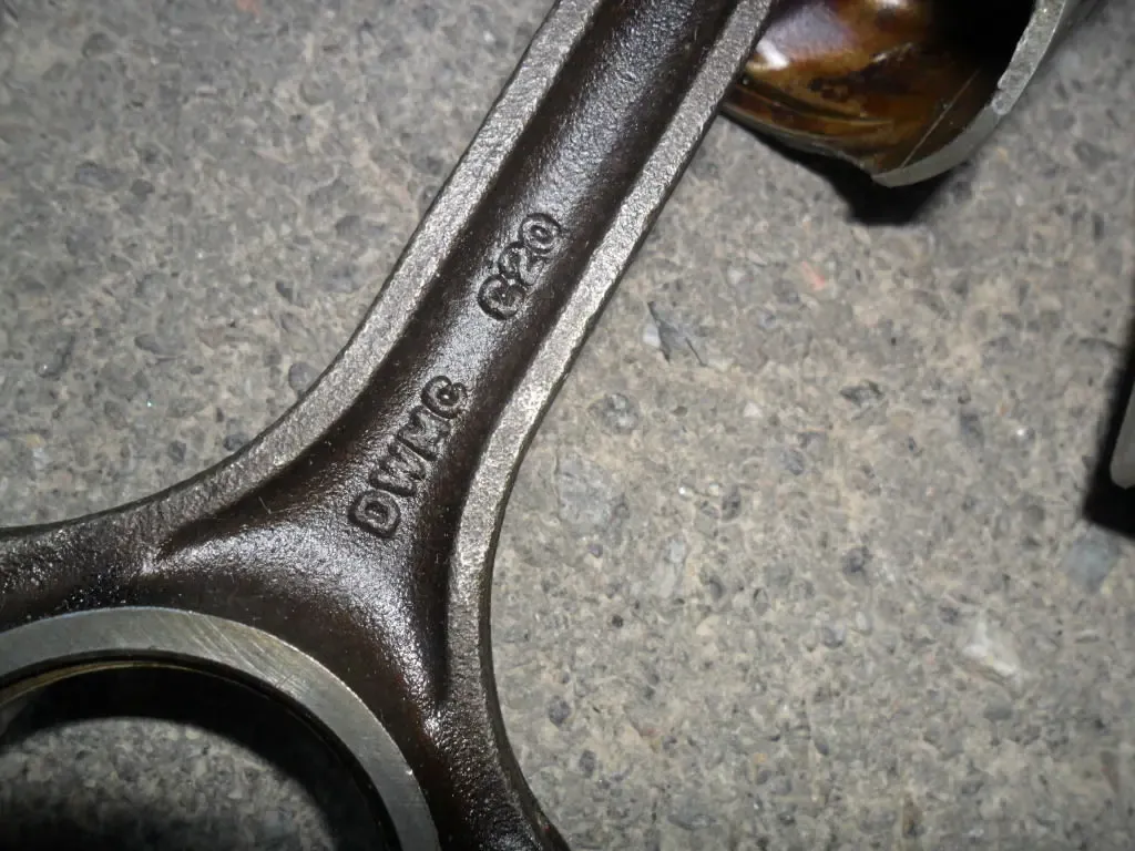 Поршня с шатунами Дэу 1.5 16v, Daewoo Ланос, Нексия, Нубира, оригинал 7