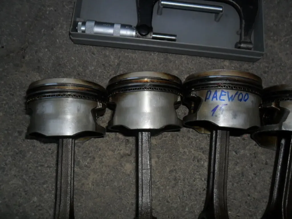 Поршня с шатунами Дэу 1.5 16v, Daewoo Ланос, Нексия, Нубира, оригинал 9