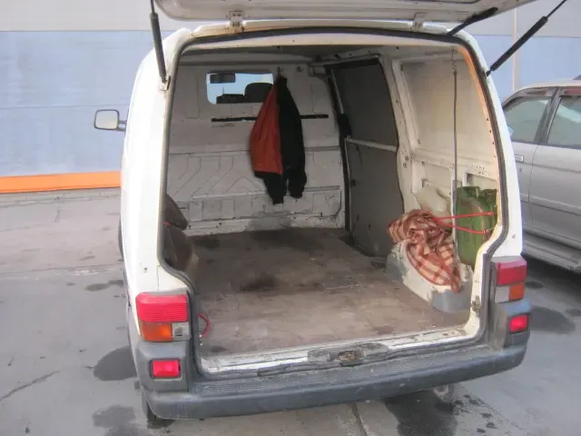 Грузоперевозки фургон, пирожок. 2