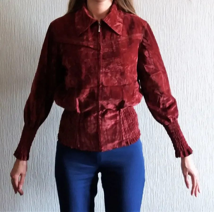 Продам куртки женские 6