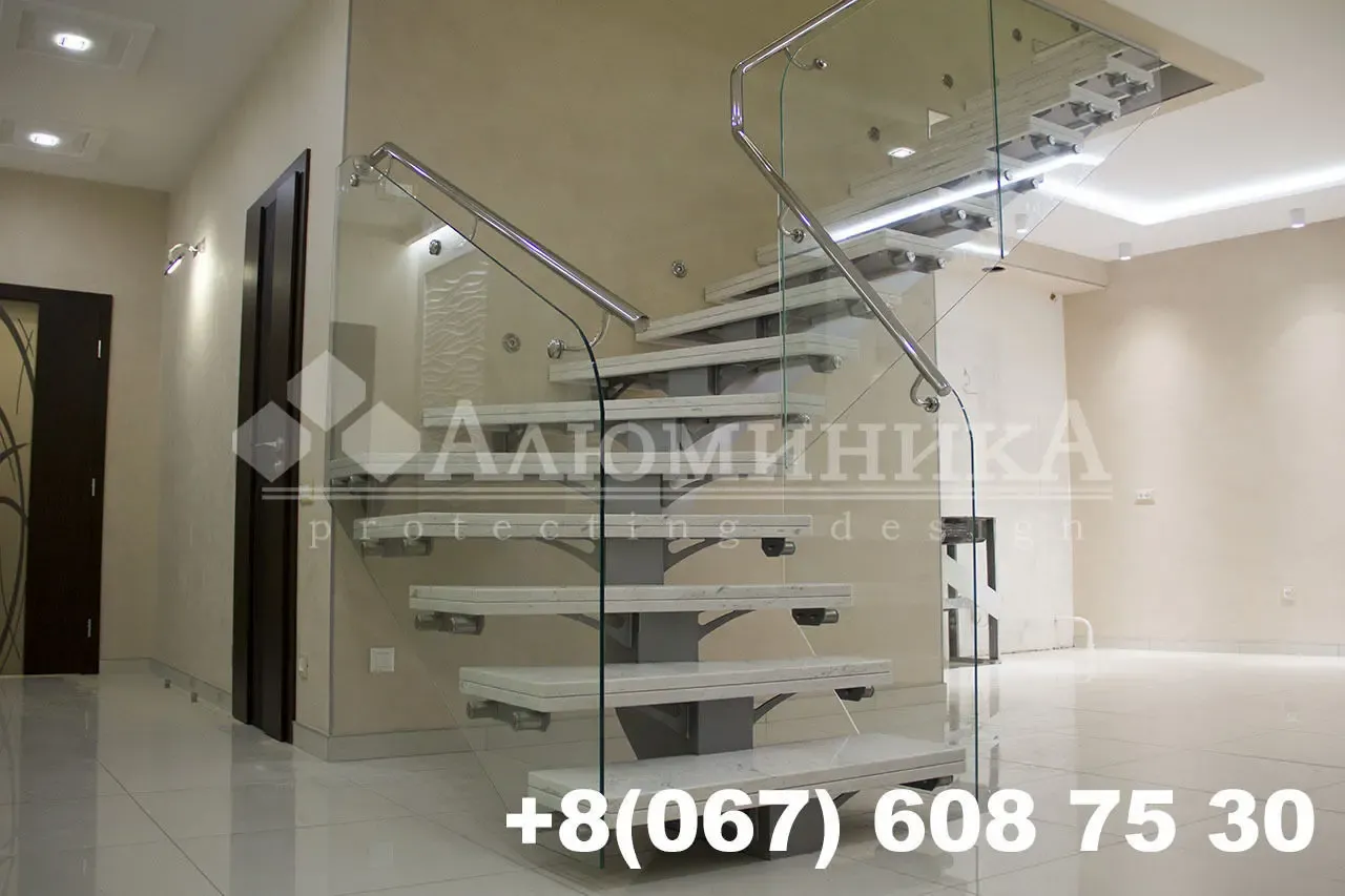 Цельностеклянные ограждения 7