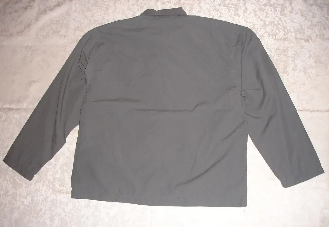 Куртка L-ка, сіра, нова, легенька, чоловіча, на замочку, Німеччина 3