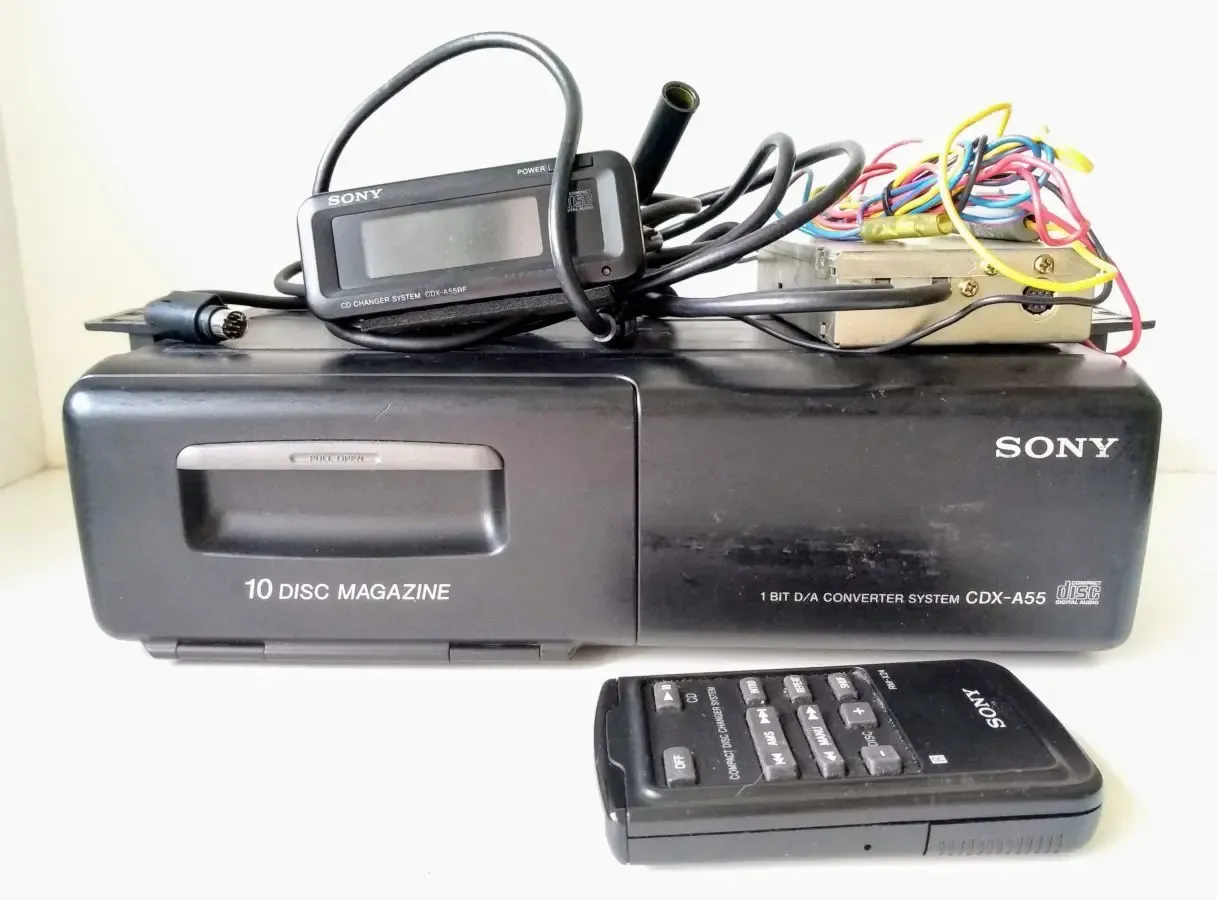 Nakamichi TD-9 + MB-7s Cassette Deck + CD Changer 6