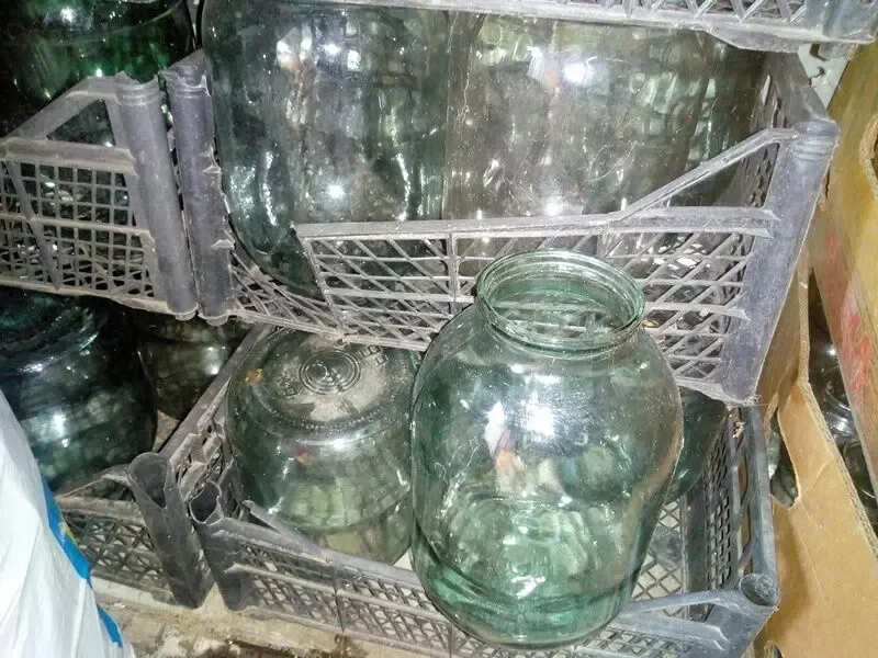 Продам банки 0,5л, 1л, 1.5л, 2л, 3л та інші - недорого 2