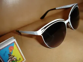 Очки/окуляри AVL сонцезахисні, біла метал. оправа, жіночі, стан нових