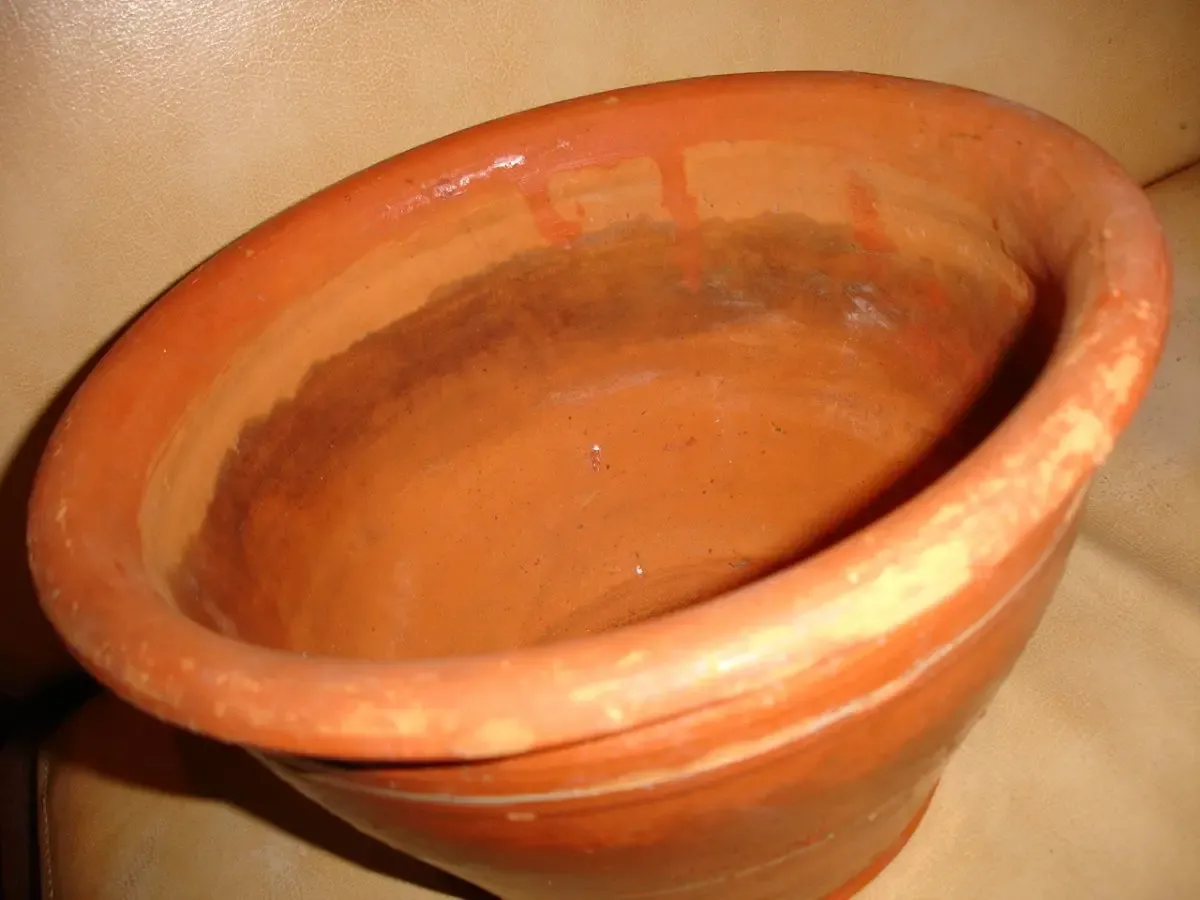 МАКИТРА/макітра керамічна; висотою 15 см; об'єм 3,5 літра. РАРИТЕТ. 3