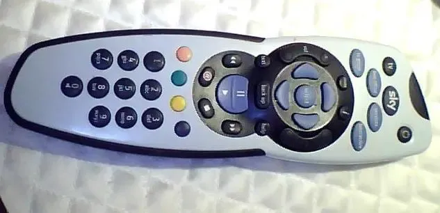 Пульт Универсальный Sky + 2