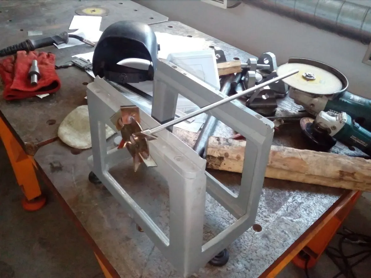 Мешалки и фрезы лабораторные 9