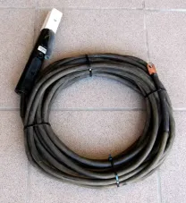 Кабель сварочный (35 мм.кв., 11 м) с держателем DE 2500